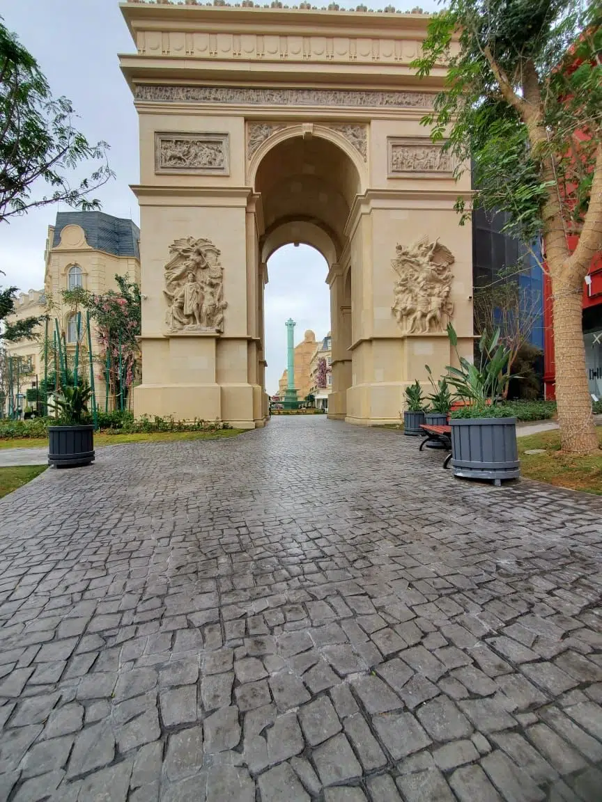 الخرسانة المختومة - ممرات خارجية